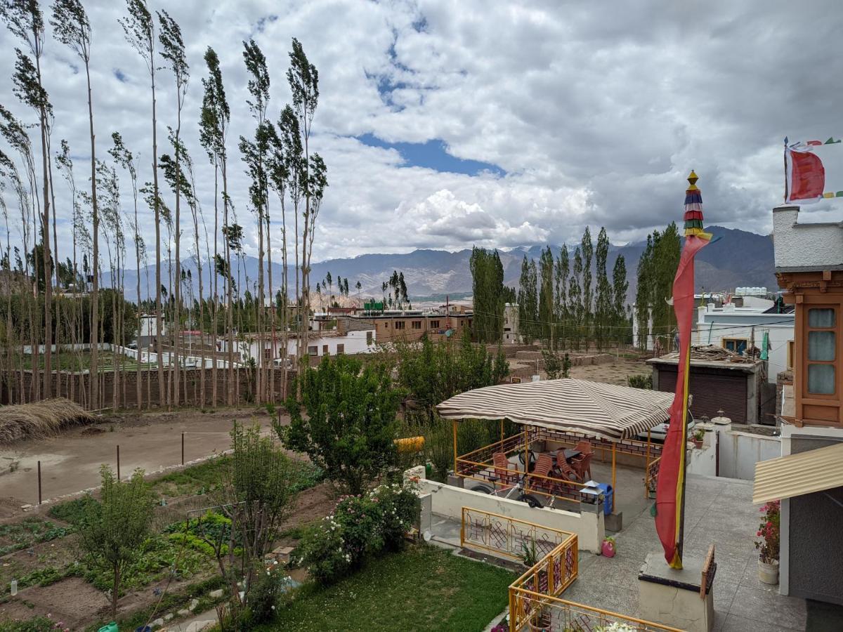 Chandan Guest House Leh Exterior foto