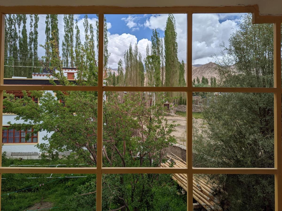 Chandan Guest House Leh Exterior foto