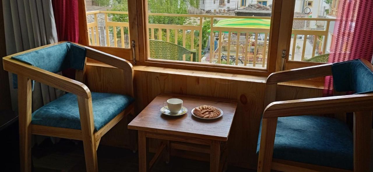 Chandan Guest House Leh Exterior foto